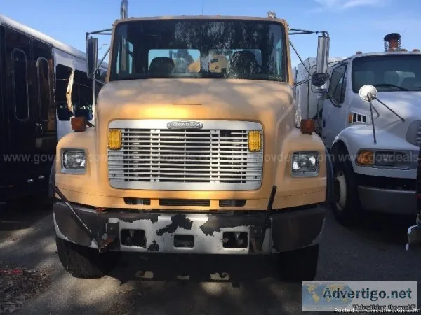 2004 Freightliner FL80