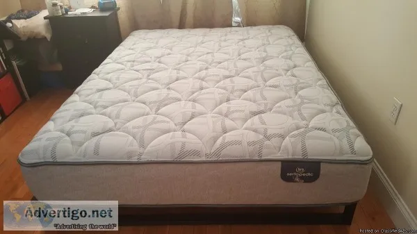 BRAND NEW SERTA queen mattress with mattress cover