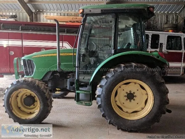 2005 John Deere 5325 4WD Tractor