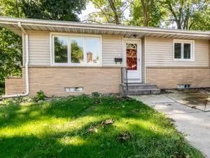 FANTASTIC offer 3bedrooms 2bathrooms  rent to own  description