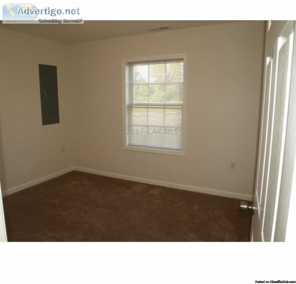2 rooms for rent in shared house