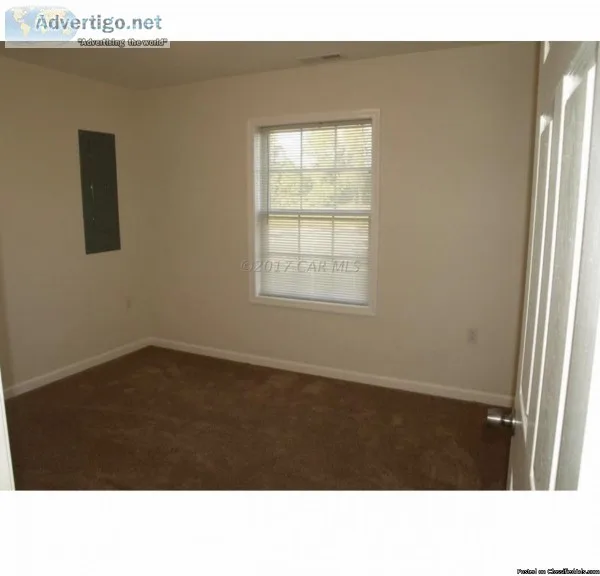 2 rooms for rent in shared house