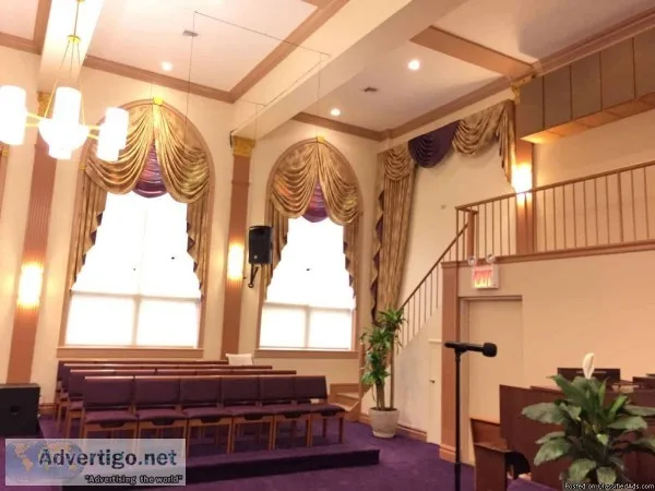 Church Pews &ndash Point of Attraction in a Place of Worship