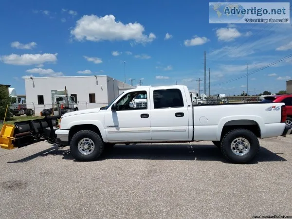 2007 Chevy 1500HD 4x4 and Snow Plow
