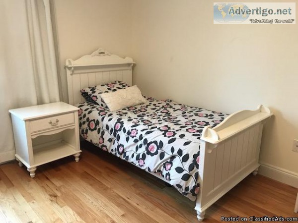 Girl 5-piece white wooden furniture bedroom set tween bed