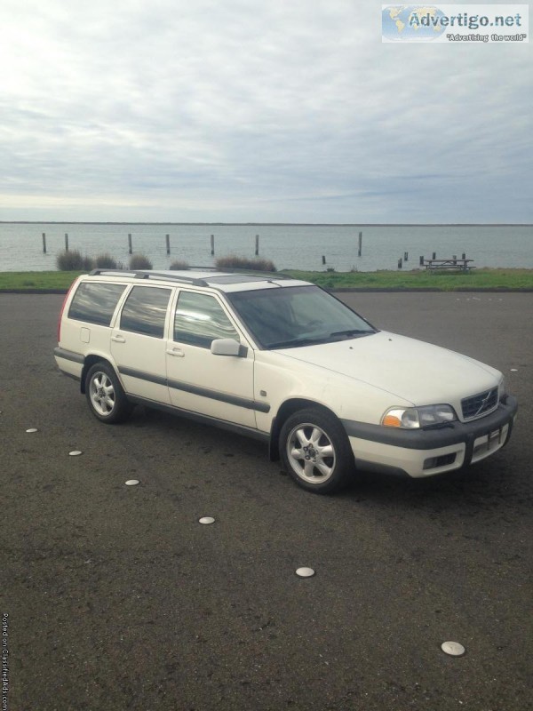 2000 Volvo V70 XC