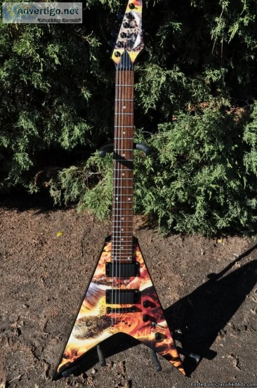 Dean Dave Mustaine V &quotEnd Game&quot Electric Guitar