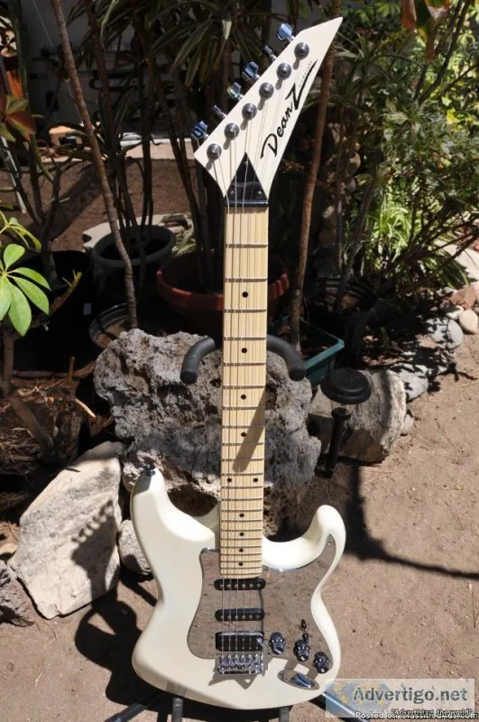 Dean Z Signature Series Fat Strat Electric Guitar