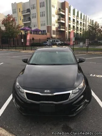 2013 Kia Optima LX Excellent Condition Lady Driven