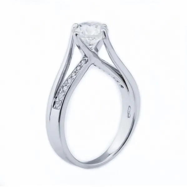 Standard and Unique Quality Engagement Ring at Mamiya Store