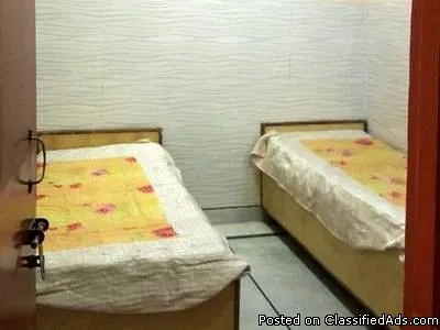 Girls PG in laxmi Nagar Delhi