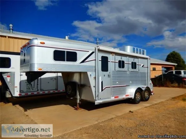1997 4-Star 2HGN 2 horse trailer