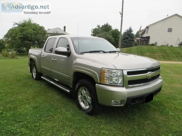 2007 Chevrolet Silverado 1500 Gray Pickup Truck