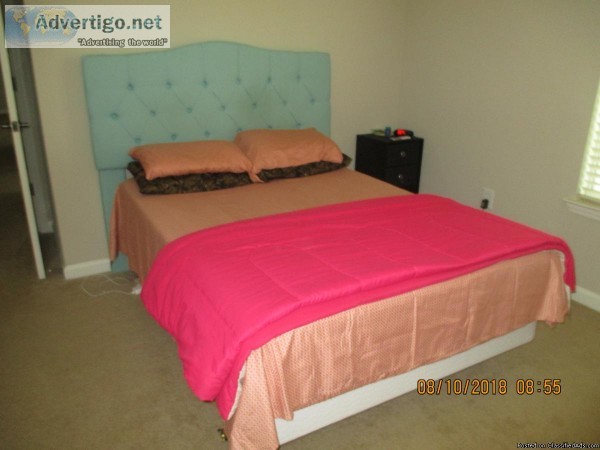 Full size bed