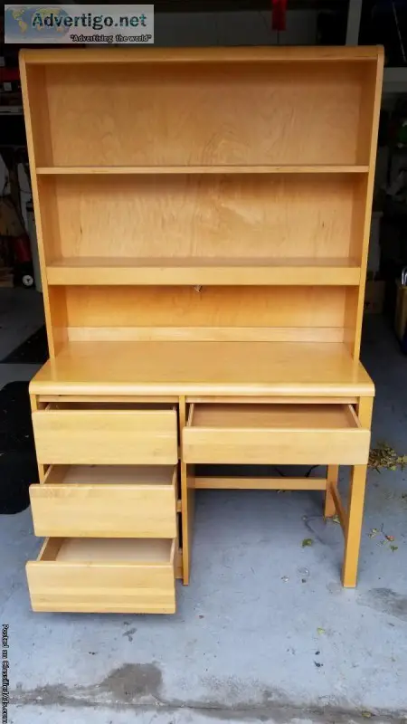 4-drawer Desk with Bookshelf and Light
