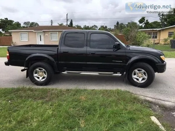 2004 Toyota Tacoma Prerunner Black Pickup Truck