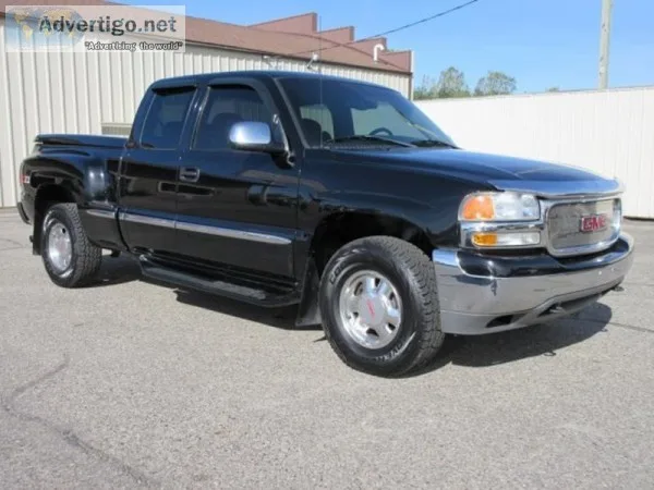 2003 GMC Sierra 1500 Black Pickup Truck