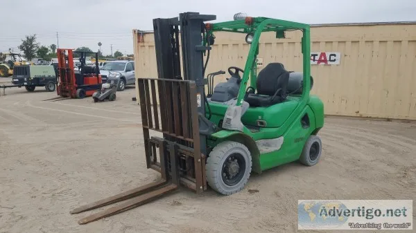 2011 KOMATSU FG25T-16 FORKLIFT