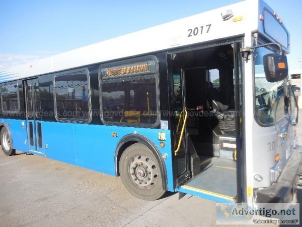 2003 New Flyer D35LF Bus