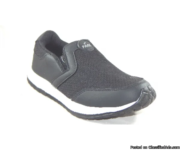 LAKHANI VARDAAN Casual shoes black and white