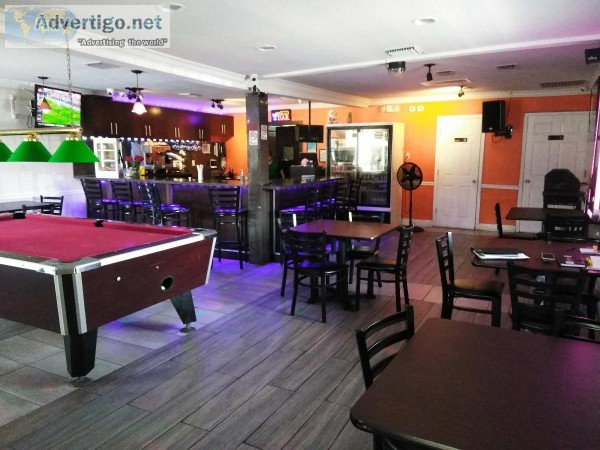 Vendo Cafeteria Barra Hialeah  65000