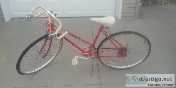 Murray Legacy 26&quot tires 10 speed bicycle