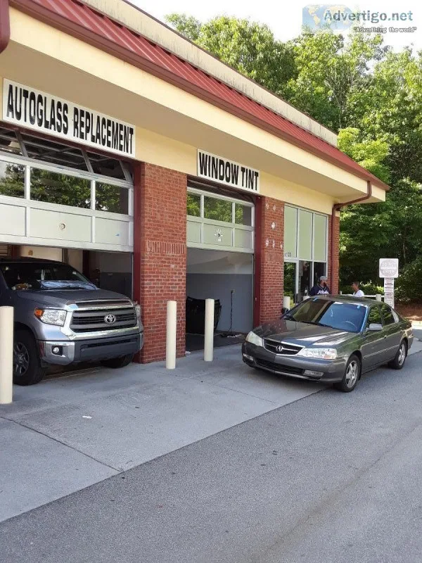 Glass replacement and repair 4 cars and trucks