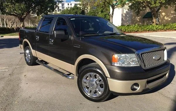 2005 Ford F-150 Lariat Gray Pickup