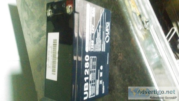 battery .maintainer also 12 volt dry cell battery