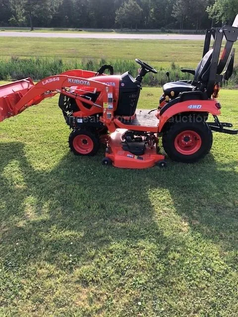2018 Kubota tractor with loader and 60&quot belly mower