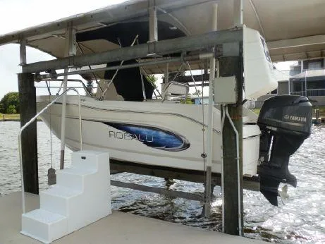 2014 Beautiful R180 Robalo CC
