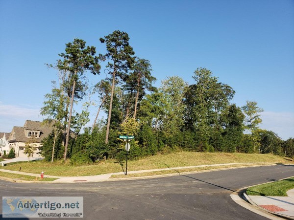 Private Lot For Sale in Mackintosh On The Lake (Burlington NC)