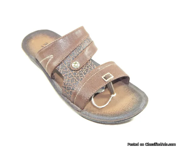 Polycon Prime Men Chappal