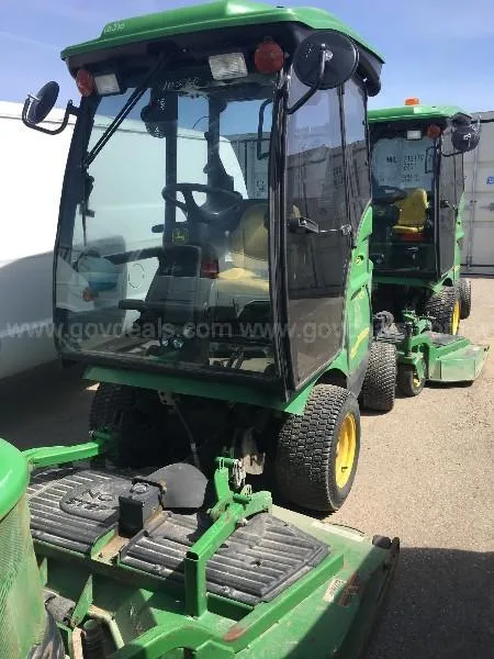 2010 John Deere 1445 4WD- 72 