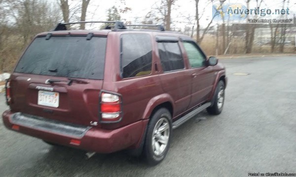 2004 Nissan Pathfinder Platinum Edition