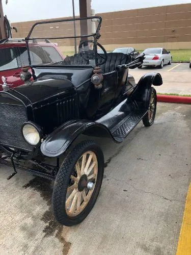 1921 Ford Model T