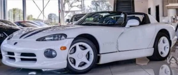 1996 Dodge Viper