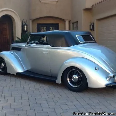 1937 Ford Cabriolet