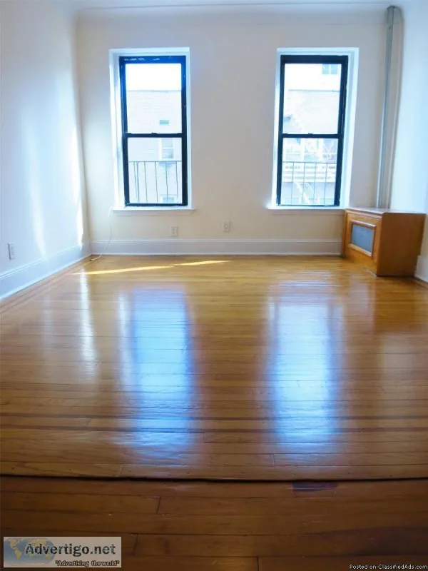Upper East Side New York1st AVENUE APT 5D