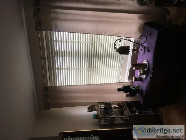 Venetian blinds in coop city bldg 14 G line