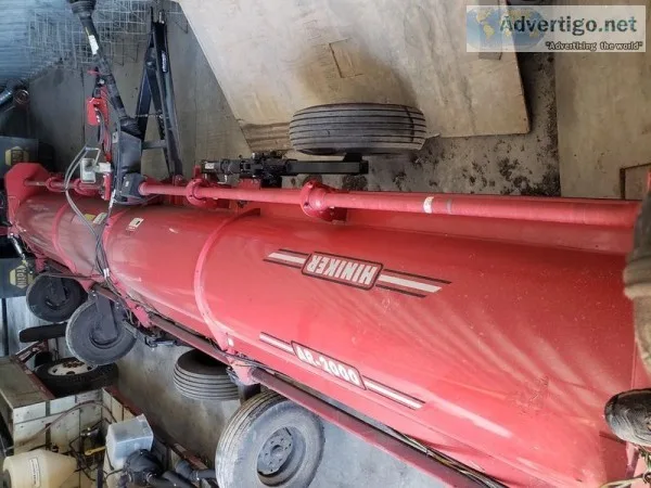 2013 Hiniker AR2000 25 Foot Chopper