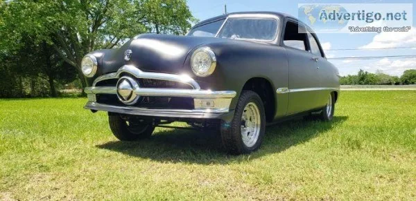 1950 Ford Sedan