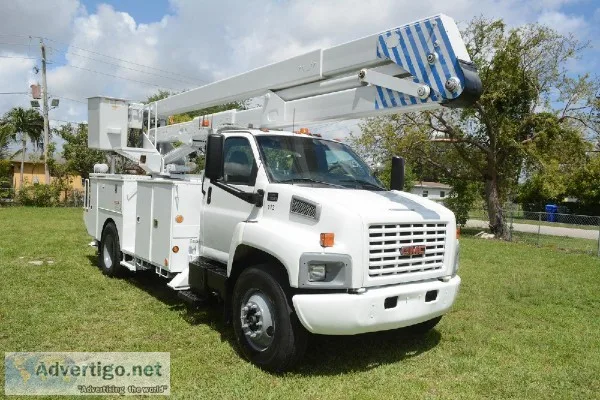 2003 GMC C7500 Service Chassis Bucket Truck