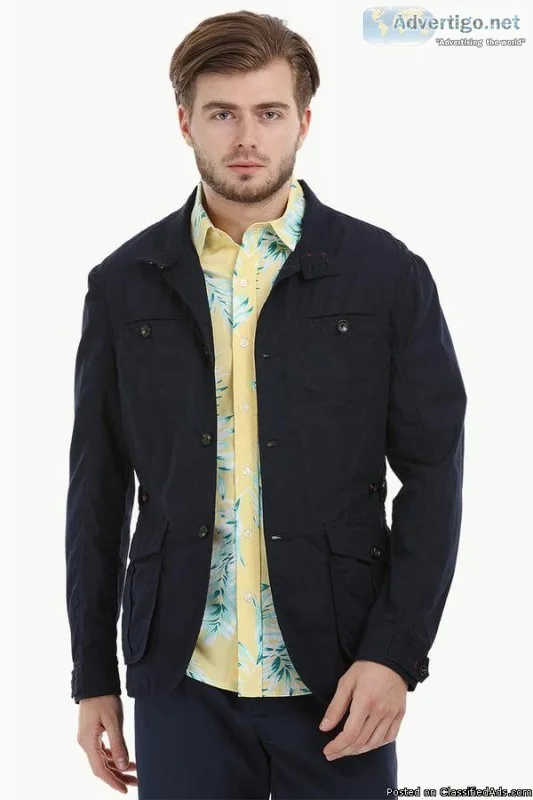 Lightweight Navy Buttoned Jacket