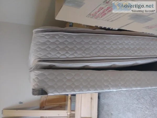 Seally Queen Box springmattress