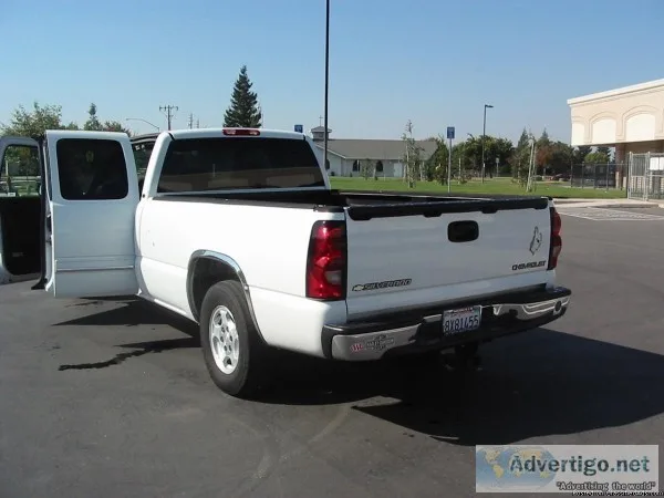 Driver and Truck Available Long Distance