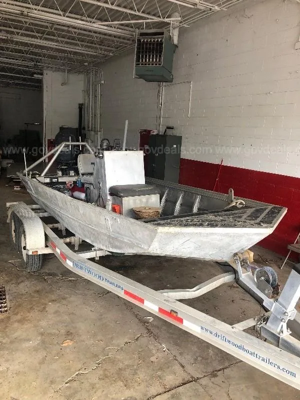 Sea Ark semi V aluminum boat