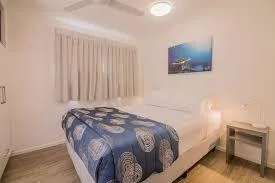 WOW 3 bed2 bath House Available Now