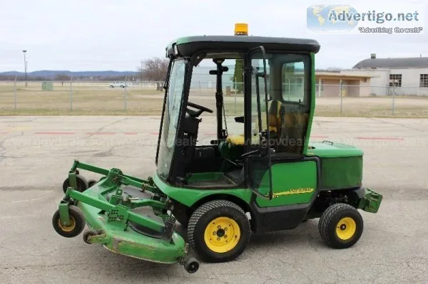 John Deere 1445 Lawn Mower