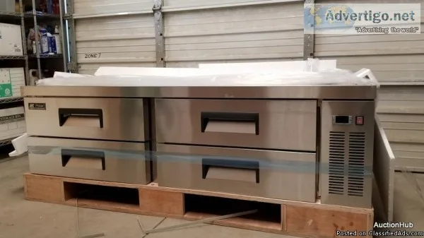 Polar 4 Drawer Refrigerated Chef Base